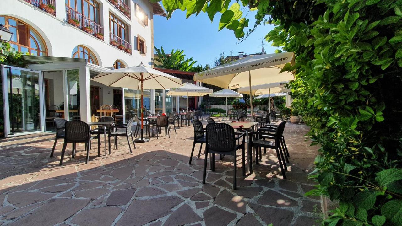 Hostal Ansonea Bera  Bagian luar foto