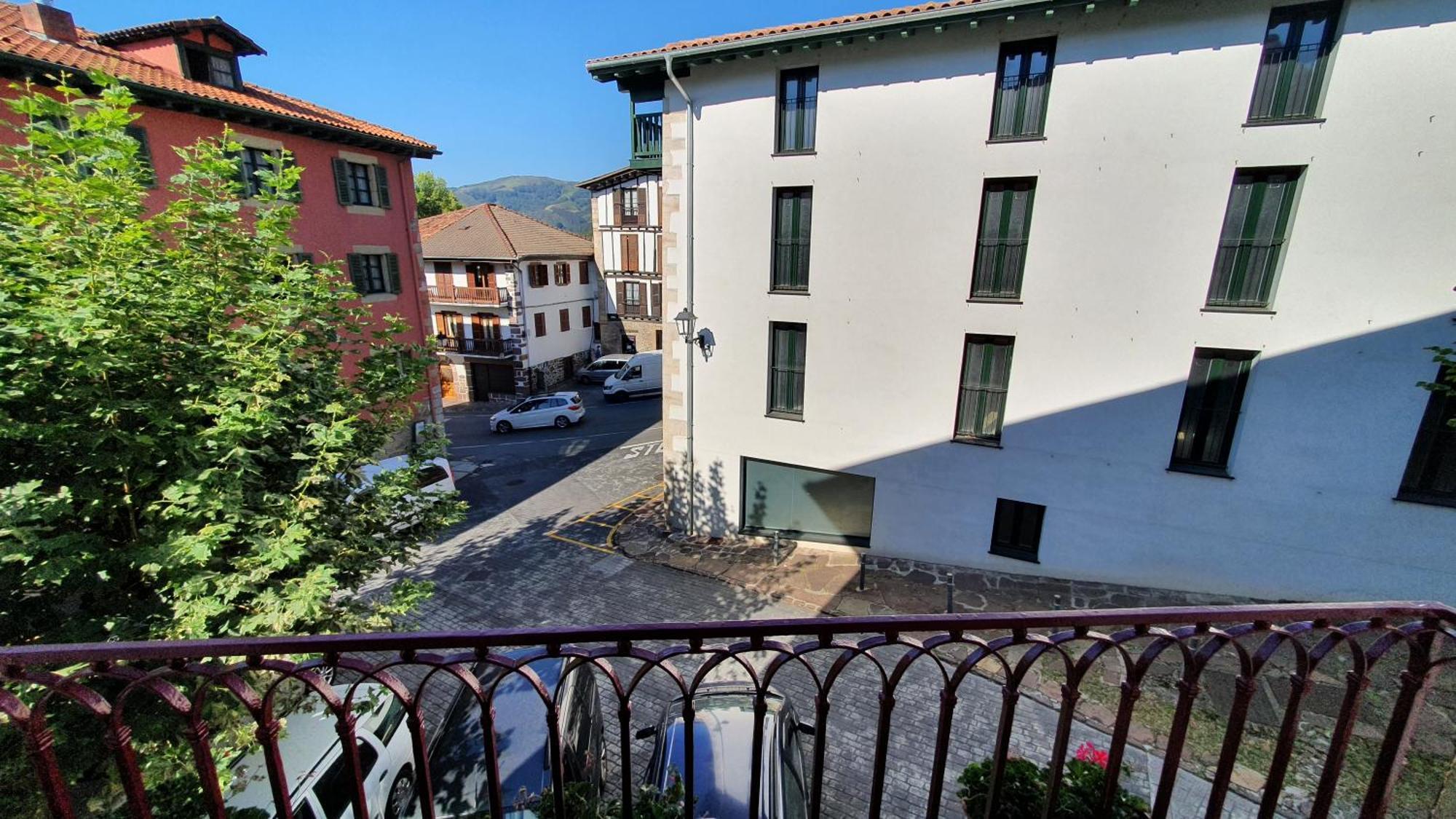 Hostal Ansonea Bera  Ruang foto