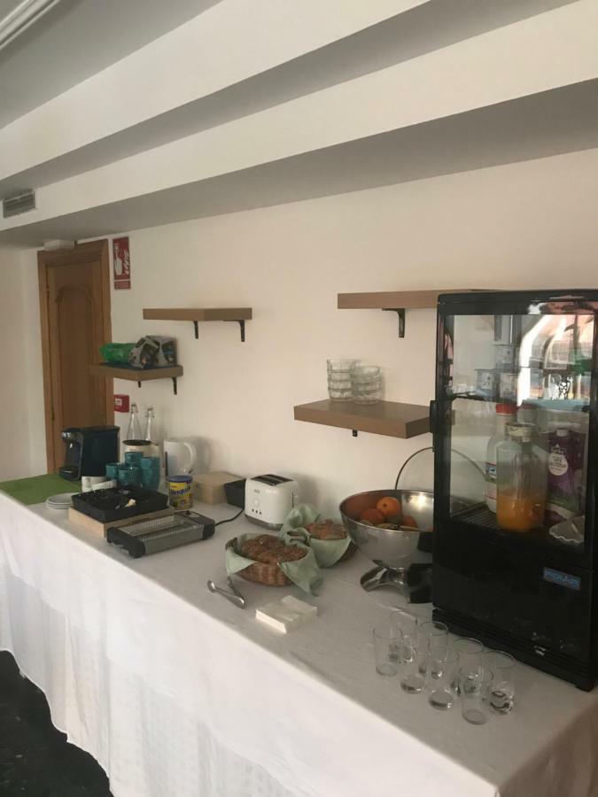 Hostal Ansonea Bera  Bagian luar foto